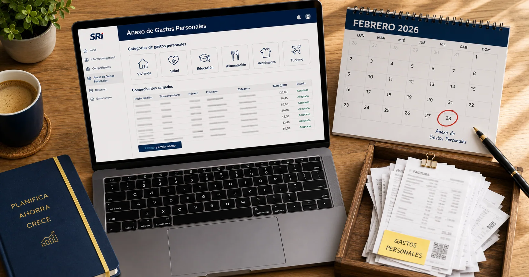 Contribuyente ecuatoriano frente a un computador subiendo el Anexo de Gastos Personales al portal SRI en Línea con un calendario marcando febrero